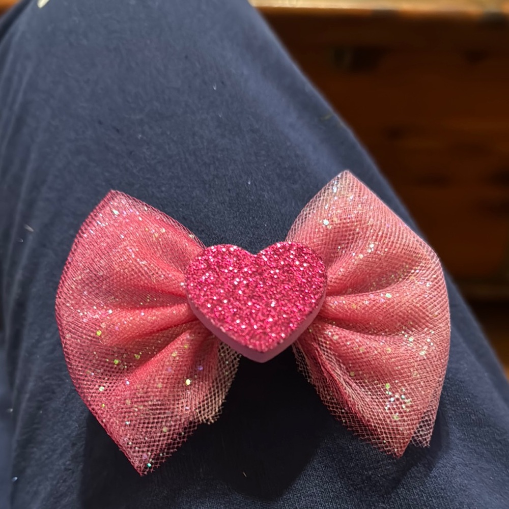 Glittery Pink Heart Bow Accessory